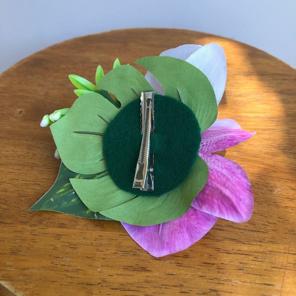 Pinup / Rockabilly Pink & White Orchid Hair Clip - Picture 4 of 4